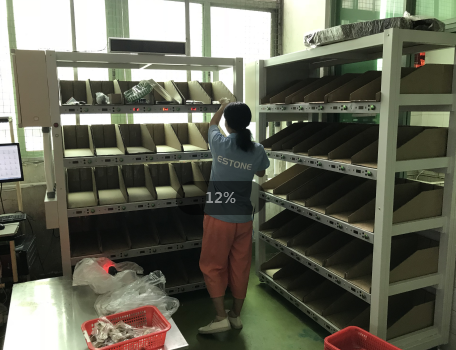 沃港電子標(biāo)簽分揀墻，提高200%訂單分揀效率